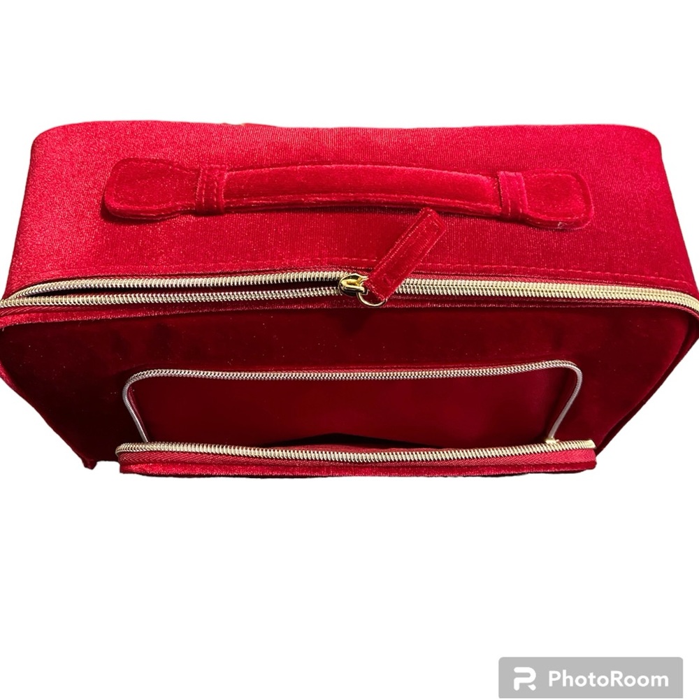 Estee Lauder Train Case For Essentials - image 5